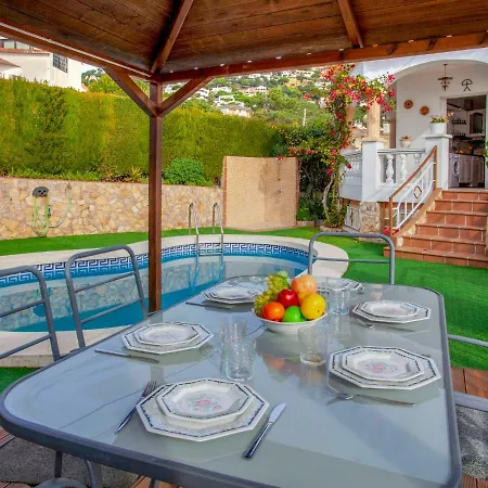 Holiday Buganvilia بيت للعطل يوريت دي مار